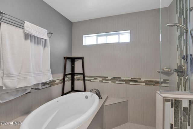 3401 N DAKOTA Street, Chandler, AZ 85225