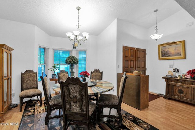 3401 N DAKOTA Street, Chandler, AZ 85225