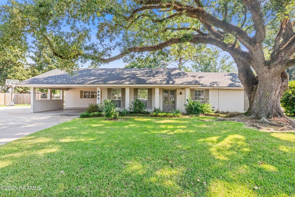 309 Broadmoor Boulevard, Lafayette, LA 70503