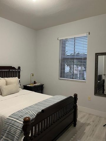 17548 SW 153rd Ct, Miami, FL 33187