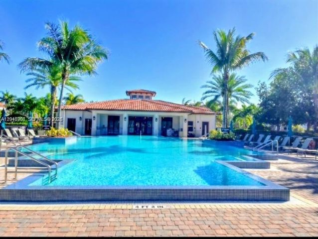 17548 SW 153rd Ct, Miami, FL 33187