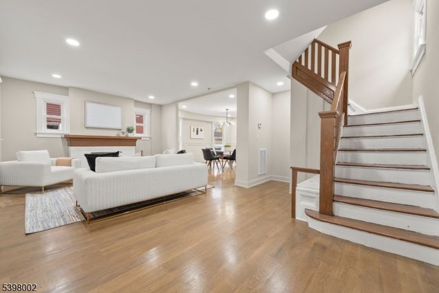 138 Monmouth Road, Elizabeth City, NJ 07208