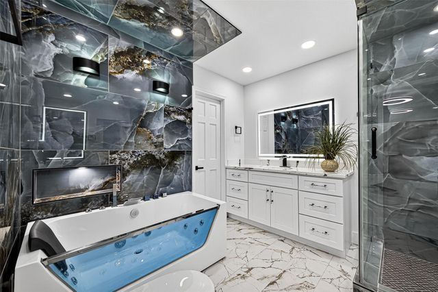 5607 Pebble Springs Drive, Houston, TX 77066