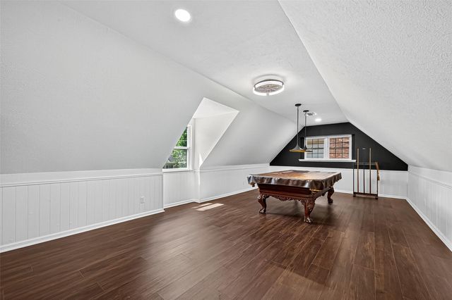 5607 Pebble Springs Drive, Houston, TX 77066