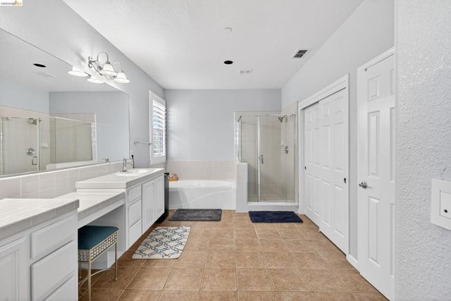 2631 Torrey Pines Dr, Brentwood, CA 94513