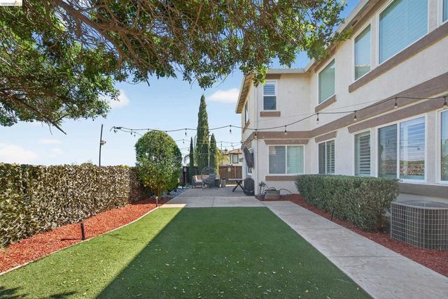 2631 Torrey Pines Dr, Brentwood, CA 94513