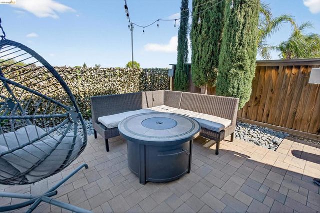 2631 Torrey Pines Dr, Brentwood, CA 94513