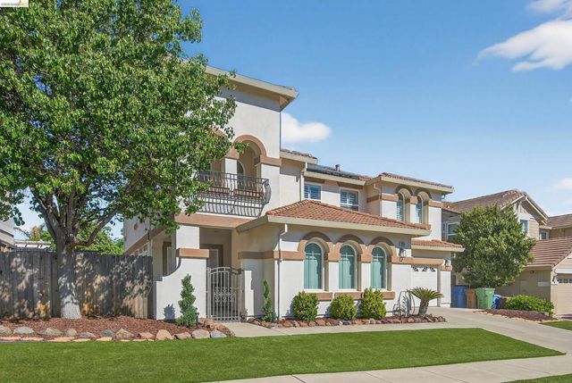 2631 Torrey Pines Dr, Brentwood, CA 94513