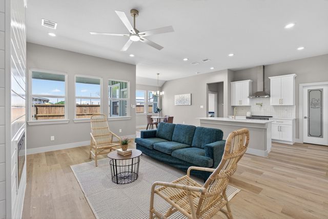 900 Cope Street, Mansfield, TX 76065