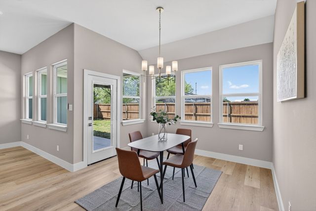 900 Cope Street, Mansfield, TX 76065