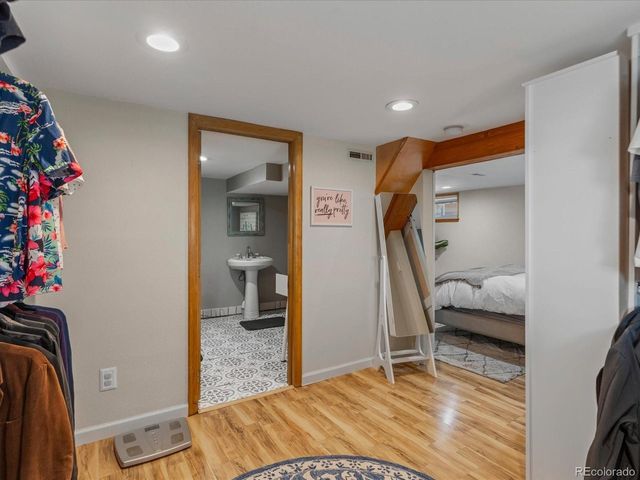 3870 S Sherman St, Englewood, CO 80113