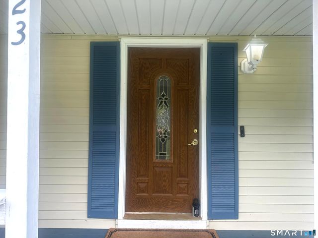 23 Tyler Lane, Norwich, CT 06360