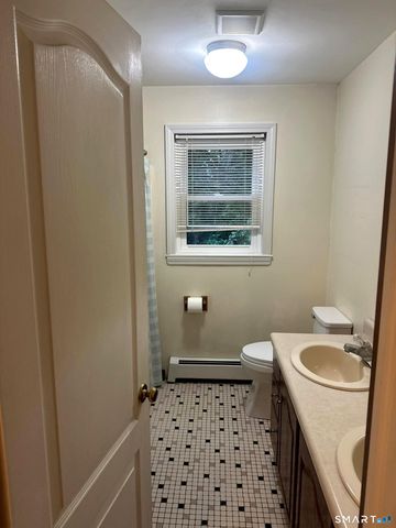 23 Tyler Lane, Norwich, CT 06360