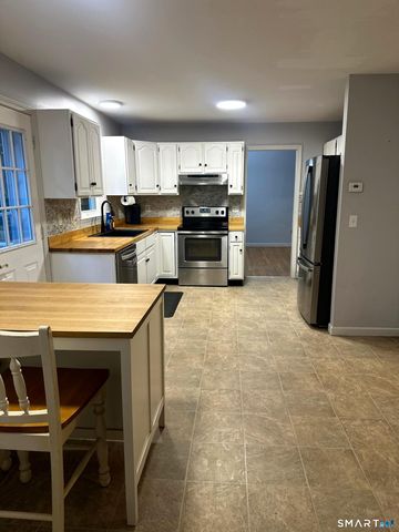 23 Tyler Lane, Norwich, CT 06360