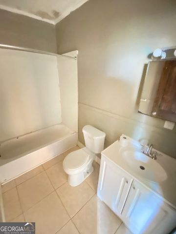 209 W Tinsley Street, Griffin, GA 30223