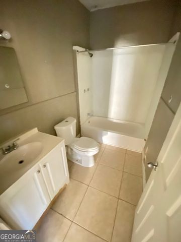 209 W Tinsley Street, Griffin, GA 30223