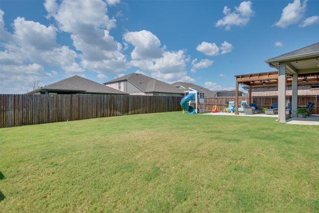 5301 Basham Lane, Denton, TX 76207