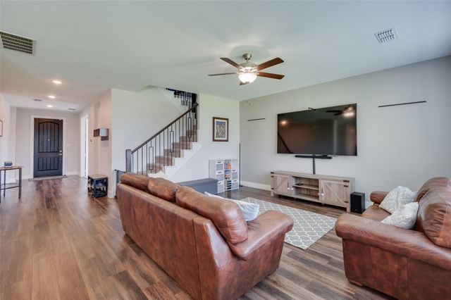 5301 Basham Lane, Denton, TX 76207