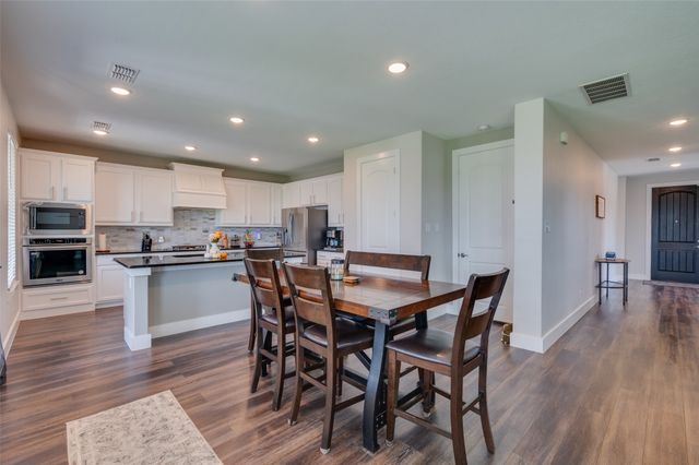 5301 Basham Lane, Denton, TX 76207