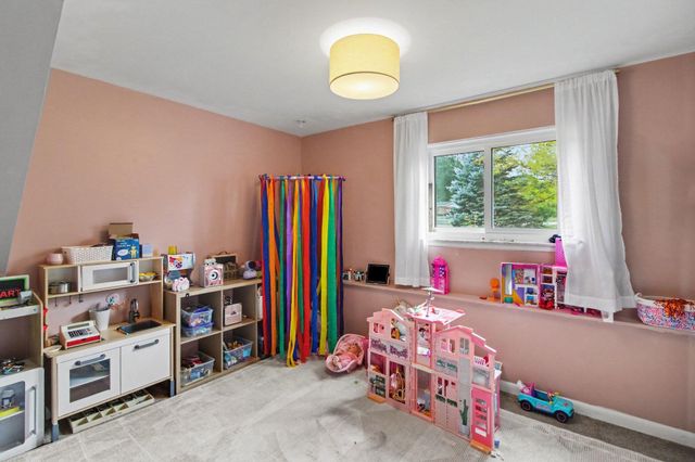 24697 S Cromwell Drive, Franklin Vllg, MI 48025