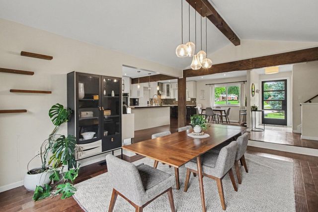 24697 S Cromwell Drive, Franklin Vllg, MI 48025