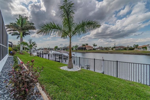340 PORTOFINO DRIVE, Punta Gorda, FL 33950