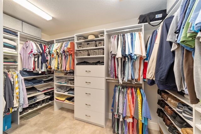 2074 BILLER CIRCLE, The Villages, FL 32163