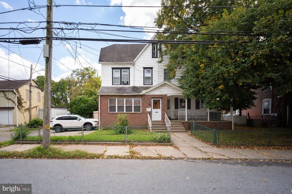 1121 ELMWOOD AVE, SHARON HILL, PA 19079 — exterior