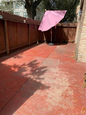 2100 Tanglewilde Street 51, Houston, TX 77063