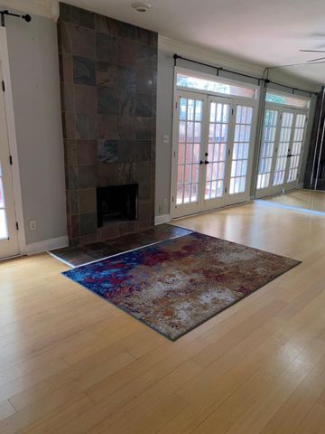 2100 Tanglewilde Street 51, Houston, TX 77063