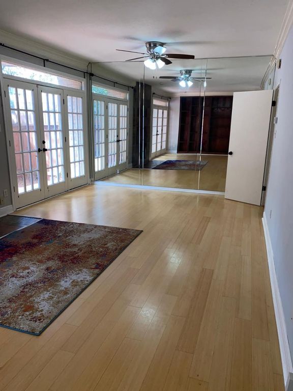 2100 Tanglewilde Street 51, Houston, TX 77063