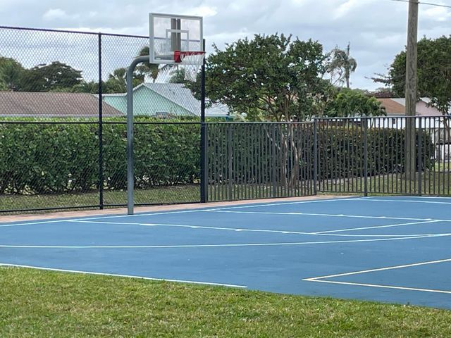 3121 N Evergreen Circle, Boynton Beach, FL 33426