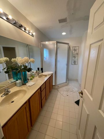 3121 N Evergreen Circle, Boynton Beach, FL 33426