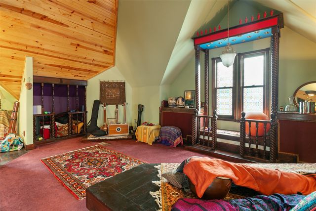 327 S Edgefield Avenue, Dallas, TX 75208