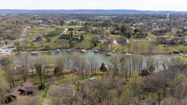 60 Sharp Cir, Winchester, TN 37398