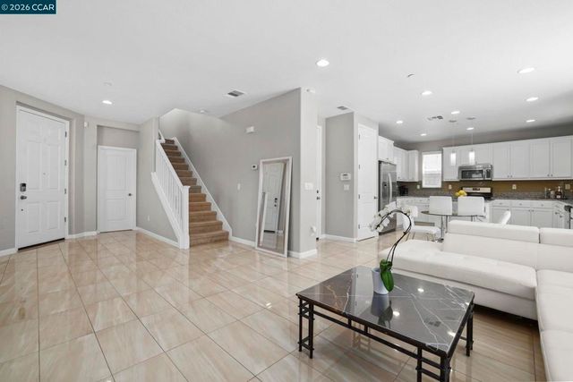 2273 Toscana Dr, Pittsburg, CA 94565