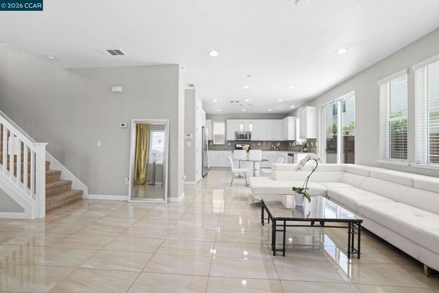 2273 Toscana Dr, Pittsburg, CA 94565