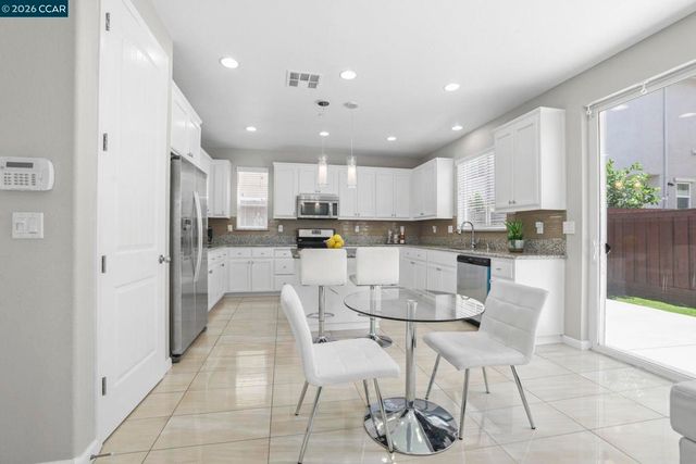 2273 Toscana Dr, Pittsburg, CA 94565
