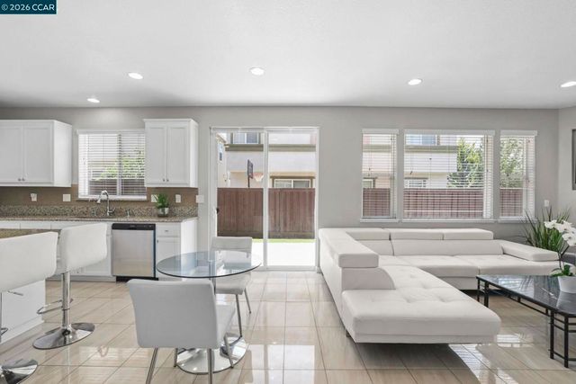 2273 Toscana Dr, Pittsburg, CA 94565