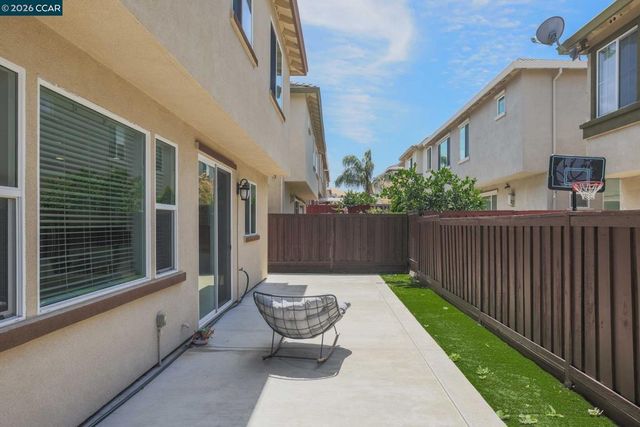 2273 Toscana Dr, Pittsburg, CA 94565