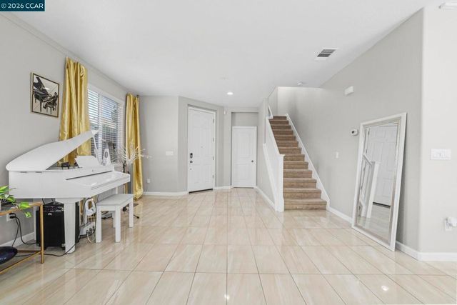 2273 Toscana Dr, Pittsburg, CA 94565