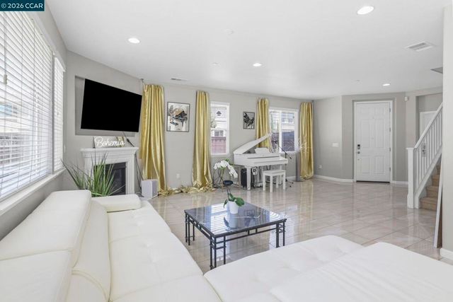 2273 Toscana Dr, Pittsburg, CA 94565