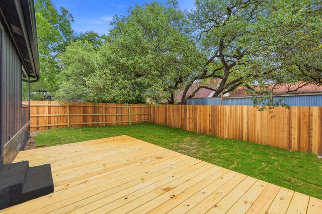 7807 Keswick DR, Austin, TX 78745