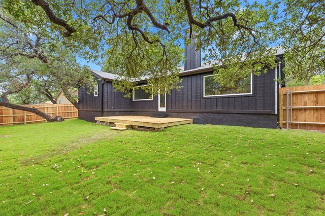 7807 Keswick DR, Austin, TX 78745