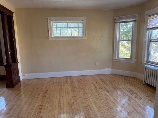 2 Shirley St 2, Worcester, MA 01610