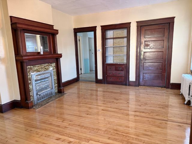 2 Shirley St 2, Worcester, MA 01610