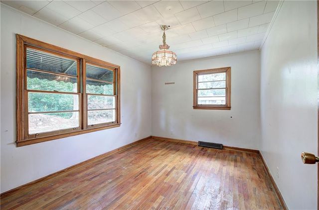108 Valley Drive, Cartersville, GA 30120