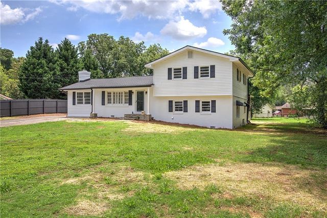 108 Valley Drive, Cartersville, GA 30120