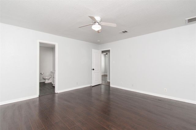 283 Cordero DR, San Marcos, TX 78666