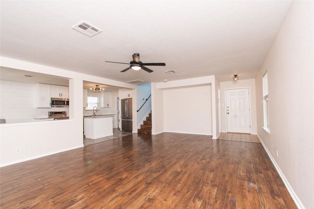 283 Cordero DR, San Marcos, TX 78666